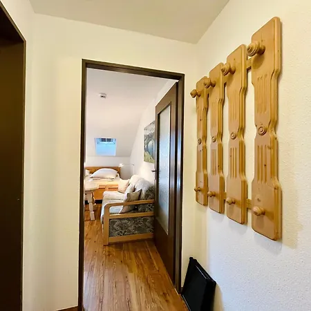 Zickenstueble B19 Montana Haus Apartment